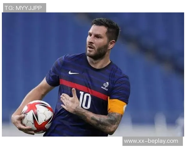 奥利塞欧冠十场参与十球创法国球员新纪录仅用十六场比赛