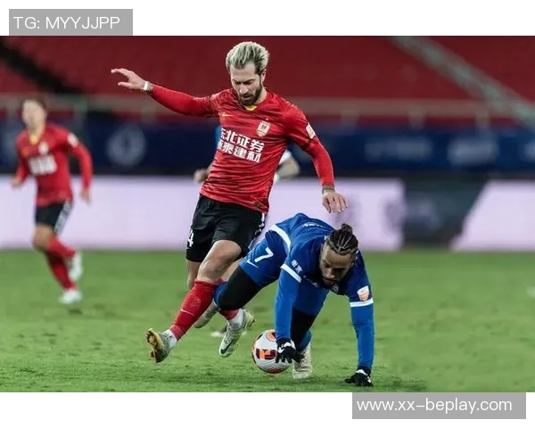 灵性瞬间国安角球战术运用塞尔吉尼奥巧妙一蹭成功破门